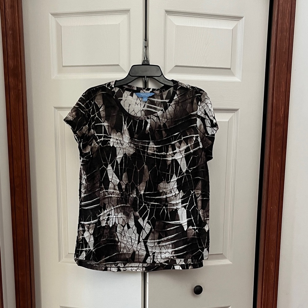 Simply Vera Vera Wang Black and Gray Patterned shirt
